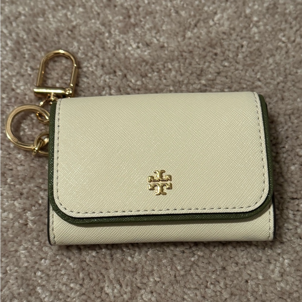 Tory Burch mini wallet